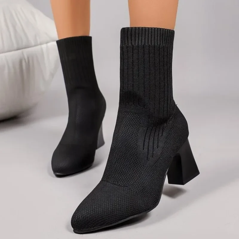 Sepatu Bot Wanita Model Rajut  - Embellish Knit ulasan dan harga